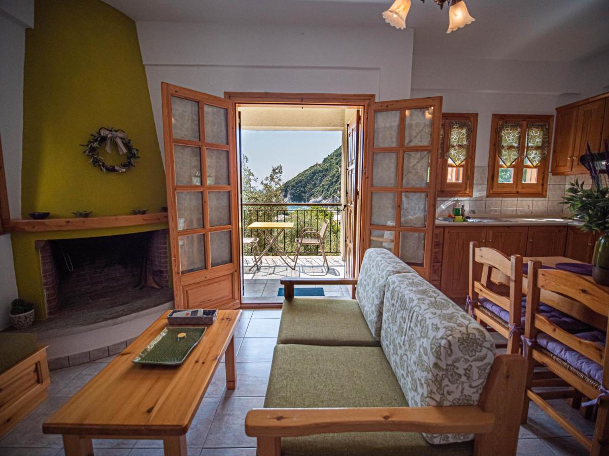 Olive House In Damouchari With A Sea View - Delicious Houses المظهر الخارجي الصورة